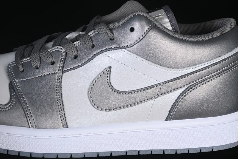 All Categories Air Jordan Jordan Series Basketball Shoes Air Jordan 1 Low Air Jordan 1 Low AJ1 Joe 1 Space Silver Retro Culture Leisure Sports Shoes HV4398-014